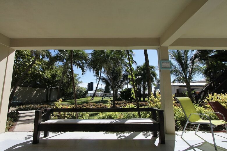 Parham Plaza Hotel