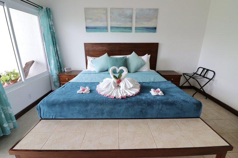 Parham Plaza Hotel