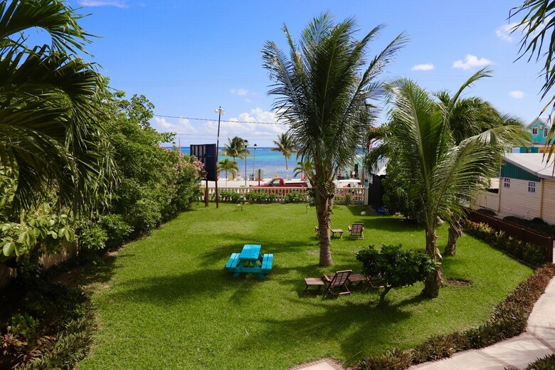 Parham Plaza Hotel