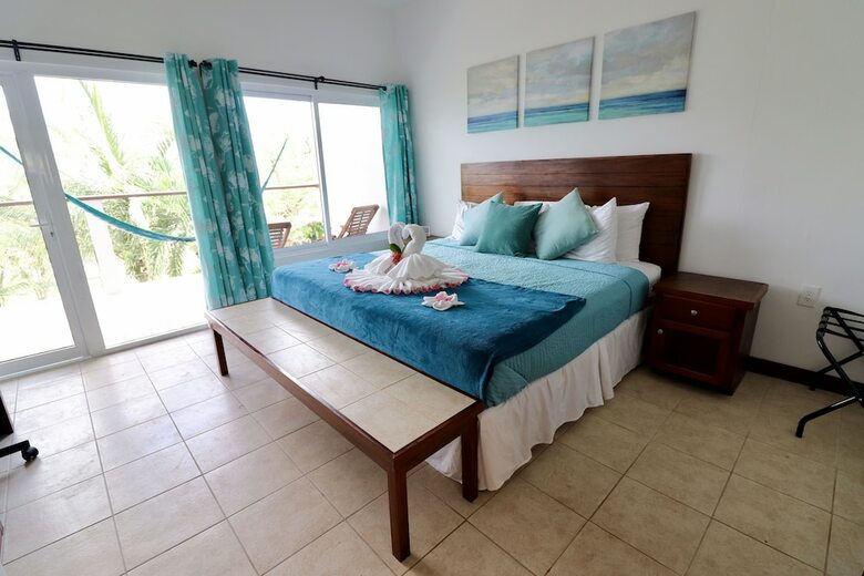 Parham Plaza Hotel