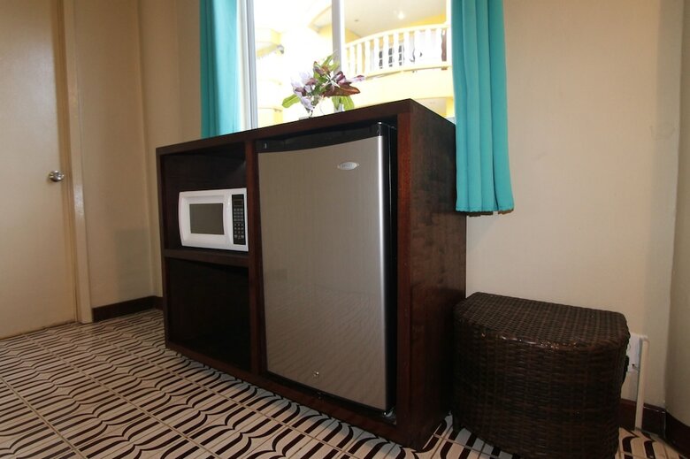 Parham Plaza Hotel