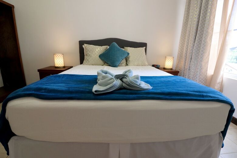 Parham Plaza Hotel