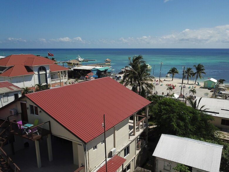 Parham Plaza Hotel