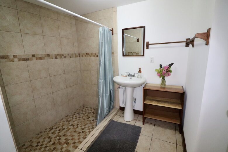 Parham Plaza Hotel