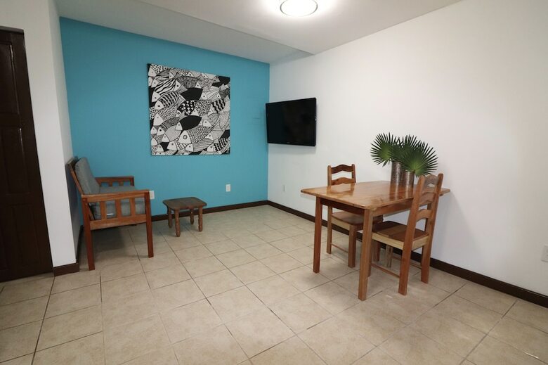 Parham Plaza Hotel