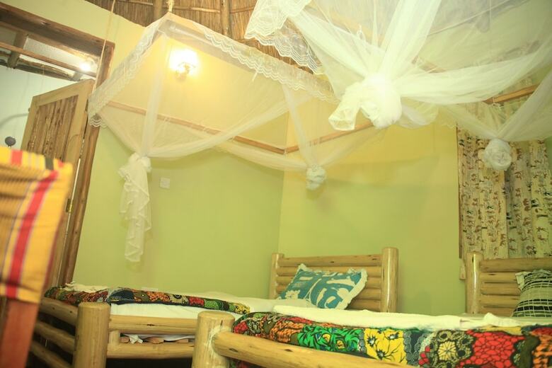 Bed & Breakfast Elite Backpackers Services Masaka