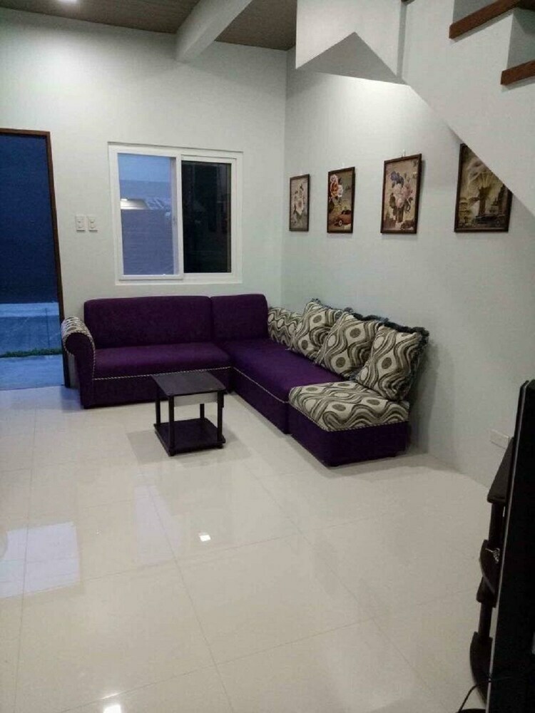 Mactan Transient Townhouse