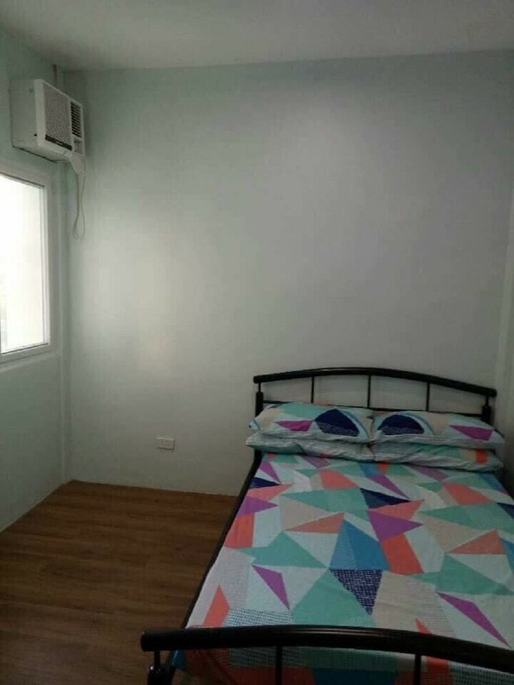 Mactan Transient Townhouse