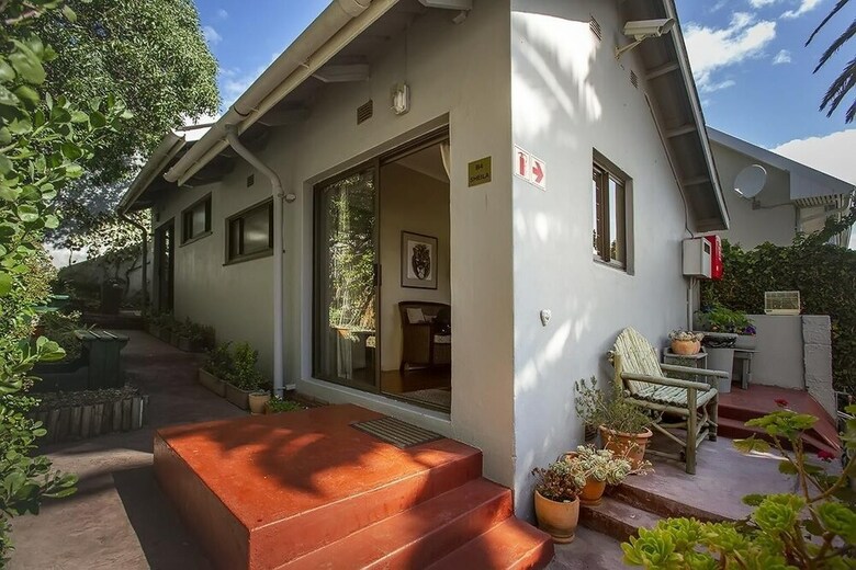 Apartamentos Robert's Cottages