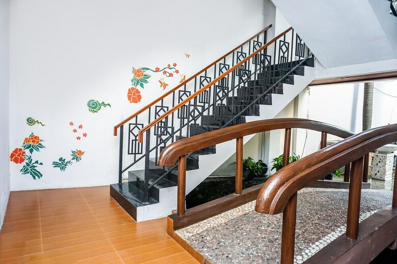 Hotel Oyo 107 Kusuma Kemang Suite