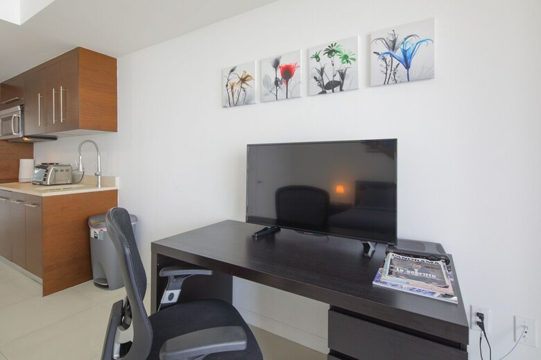 Icon Residences By Flashstay