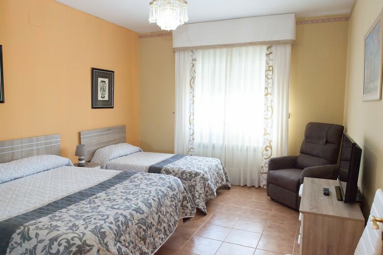Hotel La Rosaleda De Orgaz