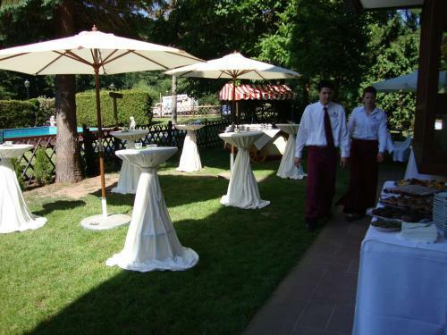 Hotel Restaurant Paradeism�hle
