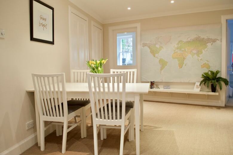 Apartamentos 2 Bedroom Flat With A Garden In Bruntsfield