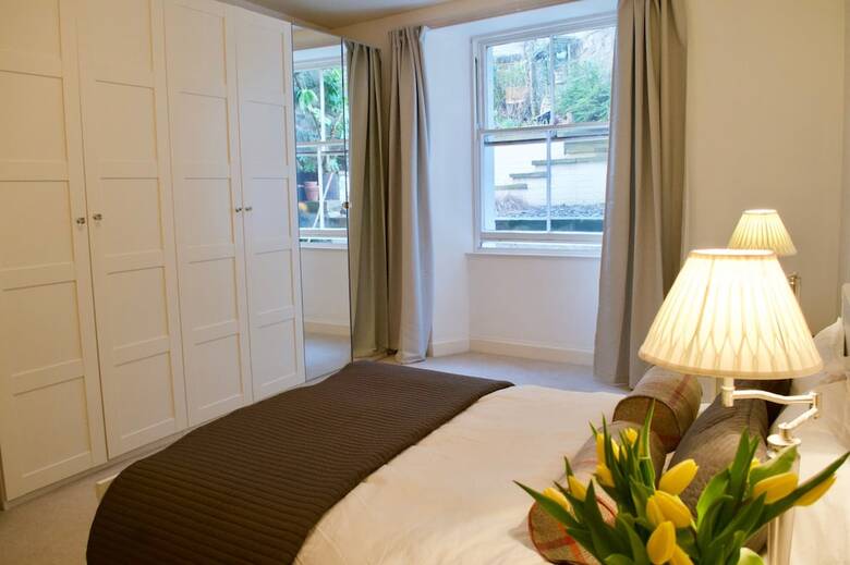 Apartamentos 2 Bedroom Flat With A Garden In Bruntsfield