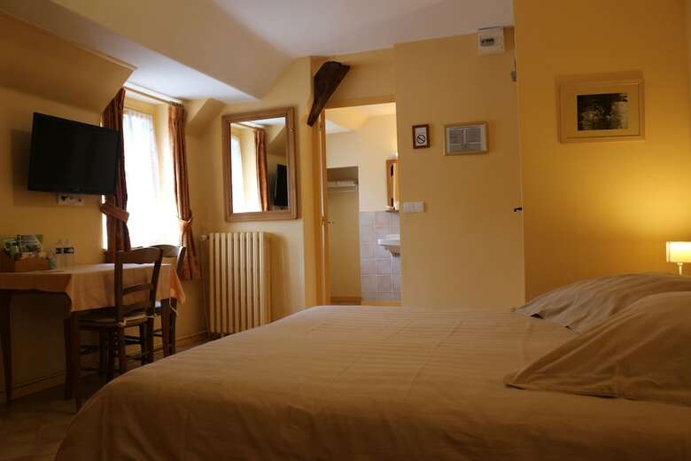 Hotel A L'or�e Du Bois