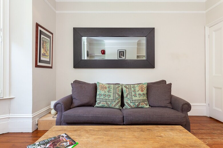 Two Bedroom House With Garden In Maida Vale