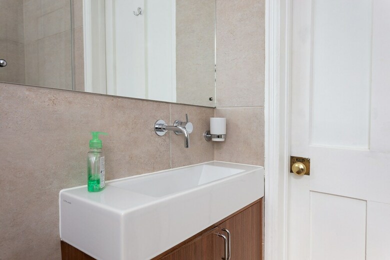 Two Bedroom House With Garden In Maida Vale