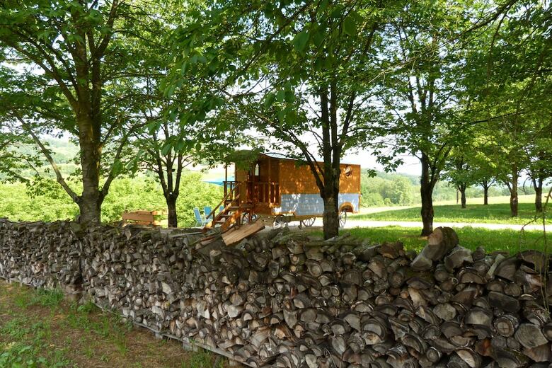 Cabana Roulottes Au Pied Du Vercors