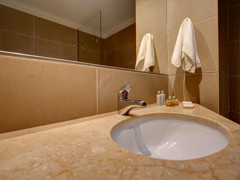 Apartamentos Cabello Square