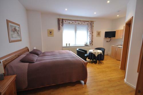 Hostal Landhaus Warndtwald