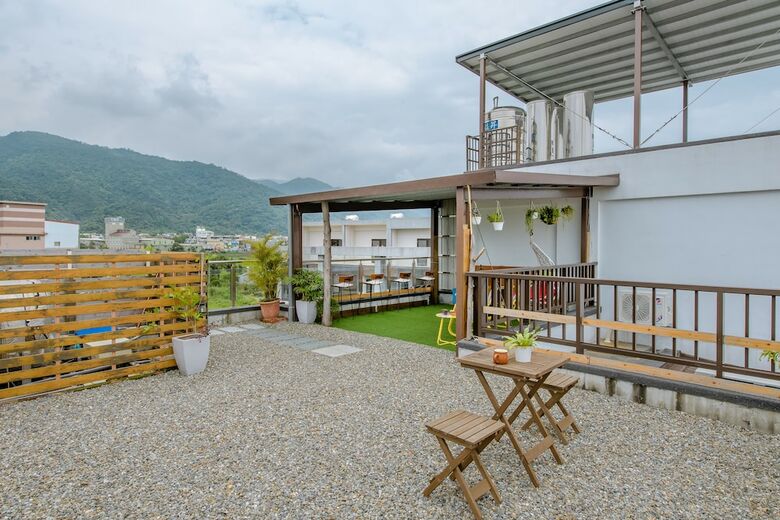 Bed & Breakfast Tian Yan Mountains