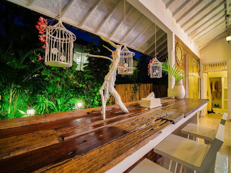 White Star Villa
