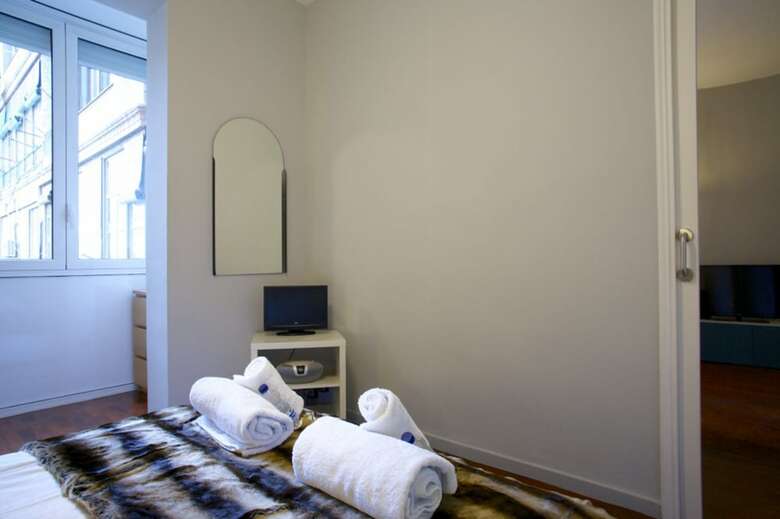 Apartamentos Barcelonaforrent The Gaudi Suites