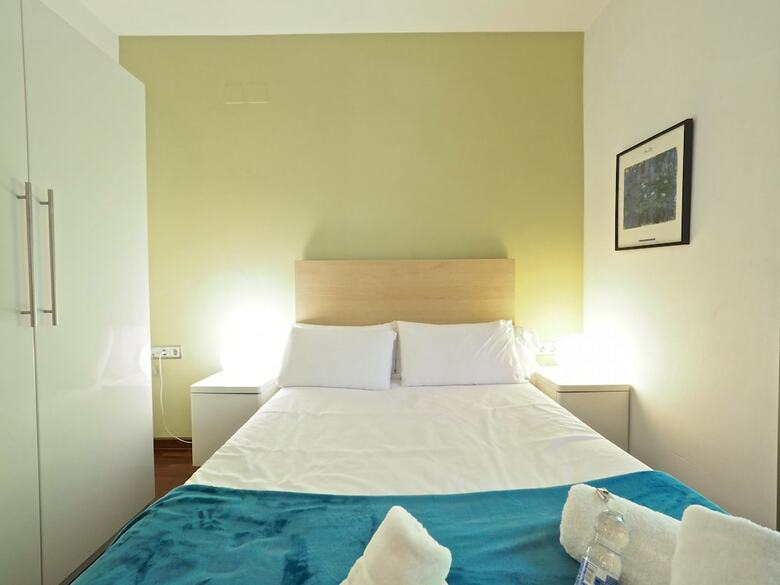 Apartamentos Barcelonaforrent The Gaudi Suites