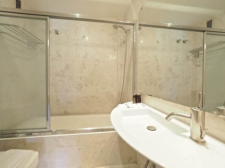 Apartamentos Barcelonaforrent The Gaudi Suites