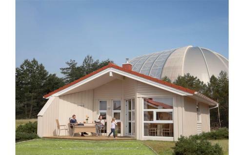 Holiday Home Christoph Columbus T