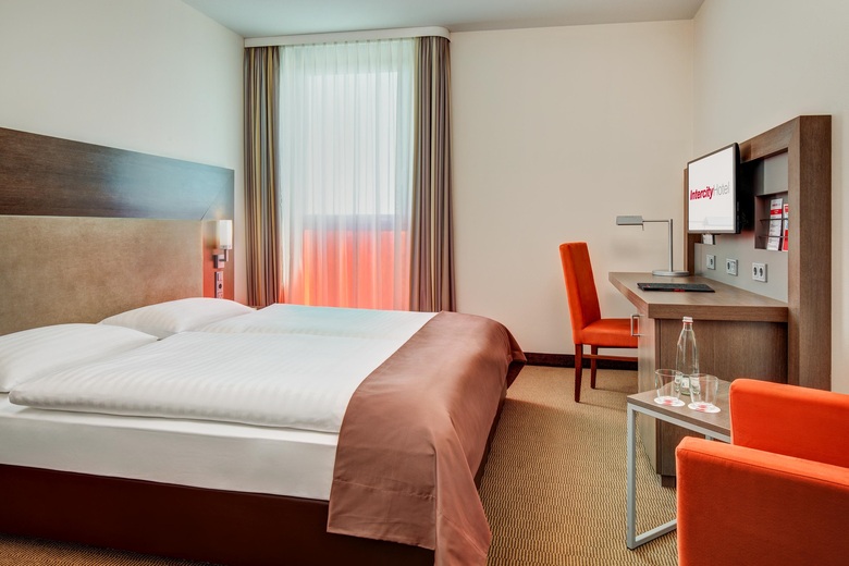 Intercityhotel Berlin Brandenburg Airport