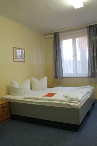 Hostal Pension Schwalbenweg