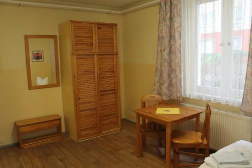 Hostal Pension Schwalbenweg