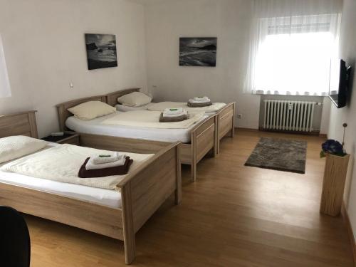 Hostal Ihre Zimmervermietung Am R�merlager