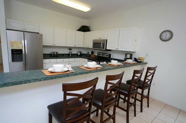 Cumbrian Lakes 1219 - Six Bedroom Villa With Private Pool