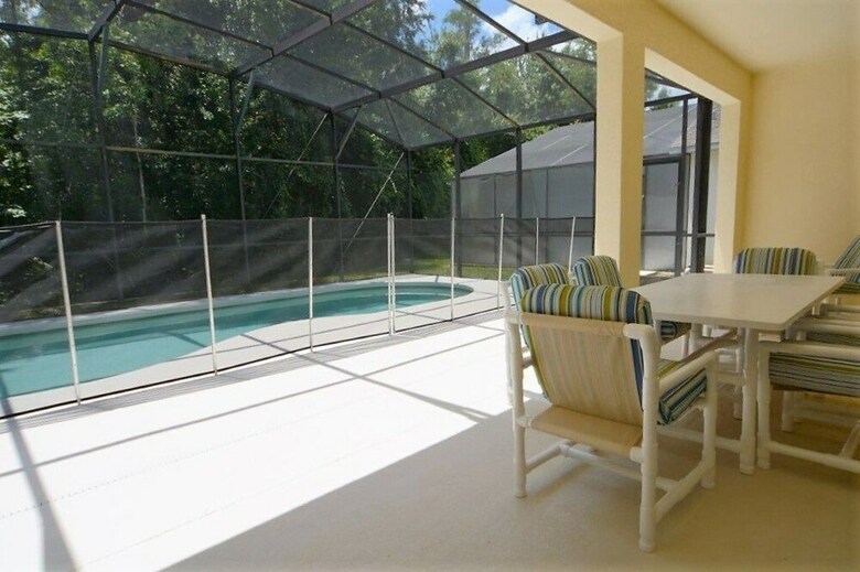 Cumbrian Lakes 1219 - Six Bedroom Villa With Private Pool