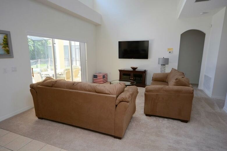 Cumbrian Lakes 1219 - Six Bedroom Villa With Private Pool
