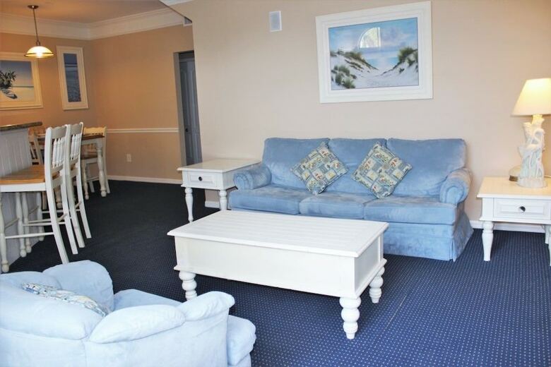 Runaway Beach Club 9103 - Three Bedroom Condo