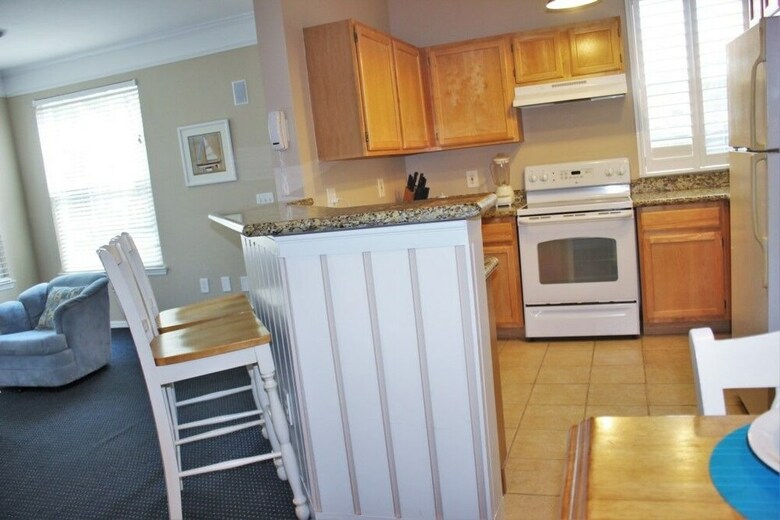 Runaway Beach Club 21202 - Two Bedroom Condo