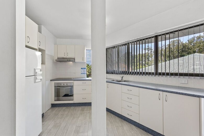 Apartamentos Mistral Court, Unit 7/17 Mistral Close