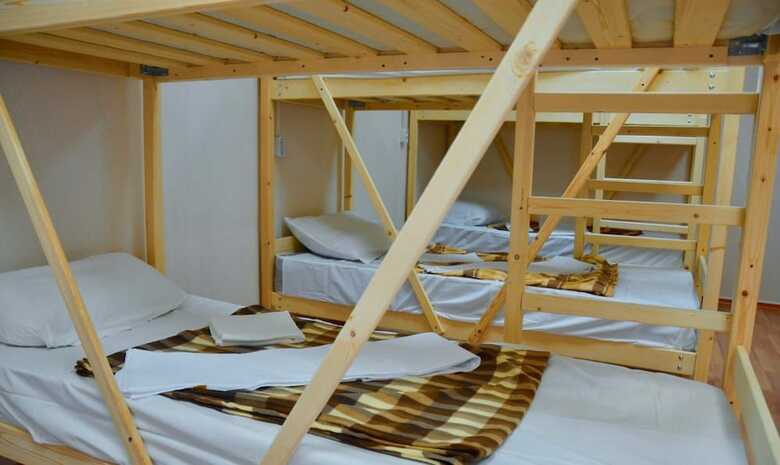 Hostal Hotel Lana