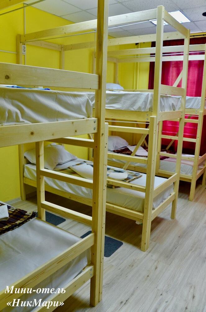 Hostal Hotel Lana