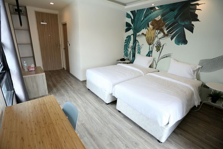 Hostal Bangkok Oasis Hotel