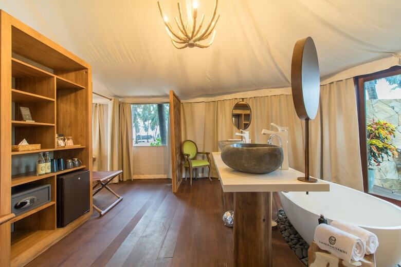 Hotel Karpaha Sands