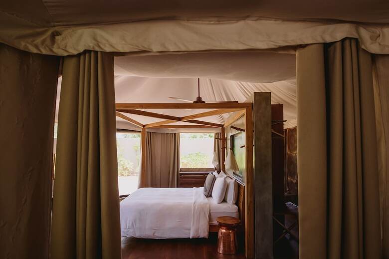 Hotel Karpaha Sands