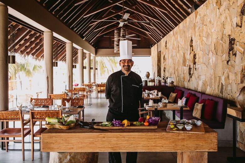Hotel Karpaha Sands