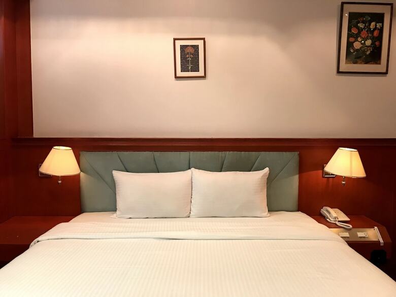 Long Shan Hotel