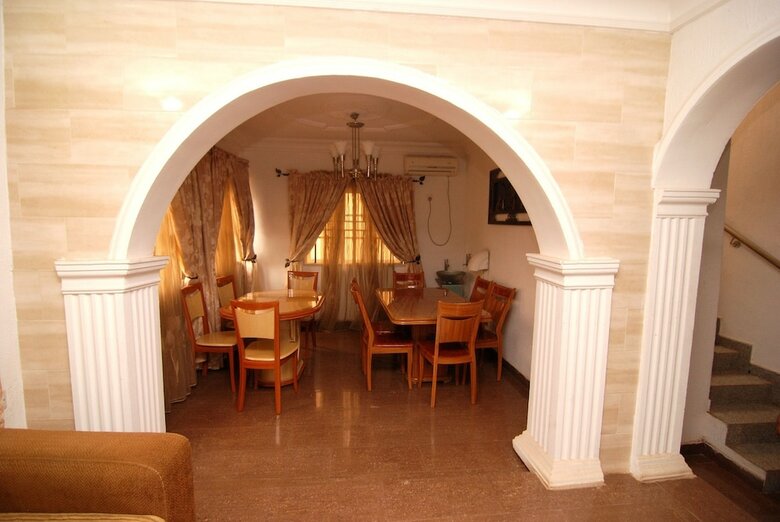 Ajoy Hotel And Suite