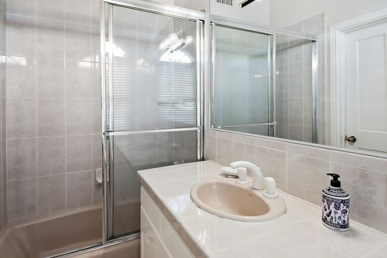 Hollywood Hills Upscale